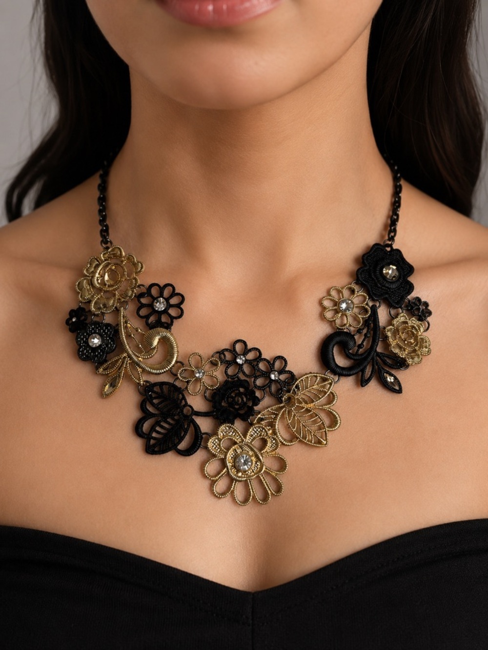 Vintage Black Gold Floral y2K Statement Fashion Necklace Rhinestone Bib Necklace